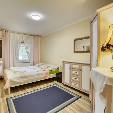 Appartement Harmont Montis- Dawna Zajacowka - Centrum Miasta W Lesnej Enklawie *