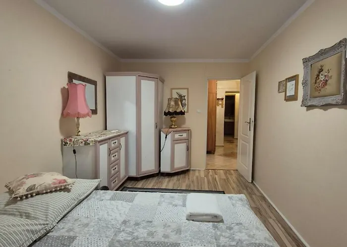 Harmont Montis- Dawna Zajacowka - Centrum Miasta W Lesnej Enklawie