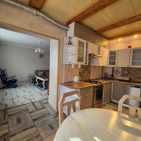 Harmont Montis- Dawna Zajacowka - Centrum Miasta W Lesnej Enklawie * シクラルスカ・ポレンバ